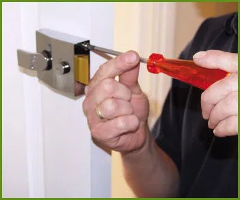 Neighborhood Locksmith Services Durham, NC 919-561-6320 - 10-lock-smiths